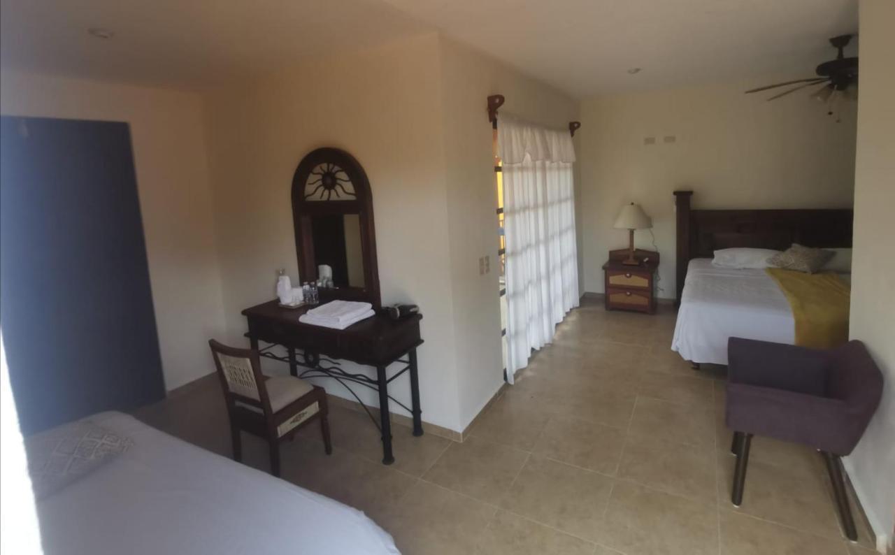 Hotel Hacienda Valentina Playa del Carmen Exterior foto